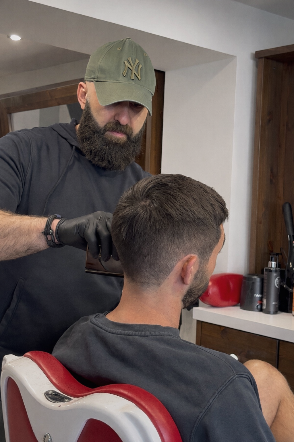 Hak, Barber